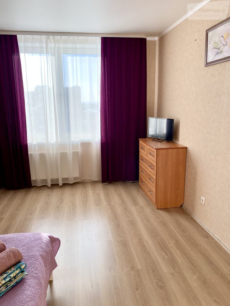 Комсомольская улица, 10