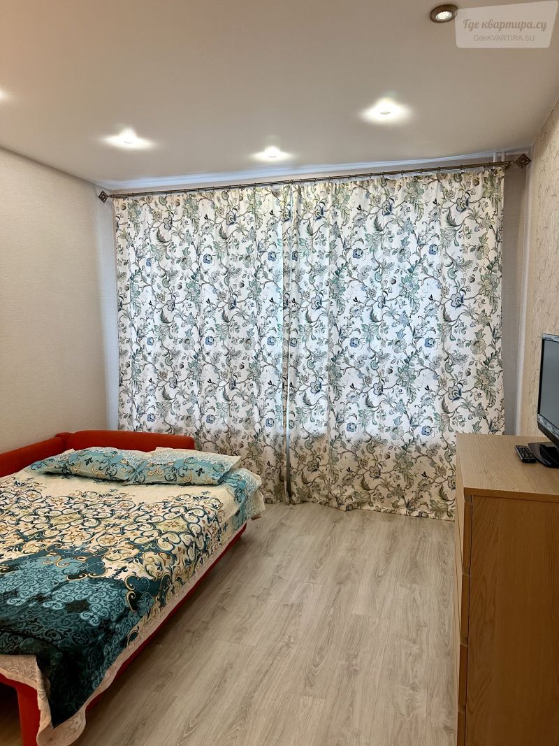 Комсомольская улица, 10