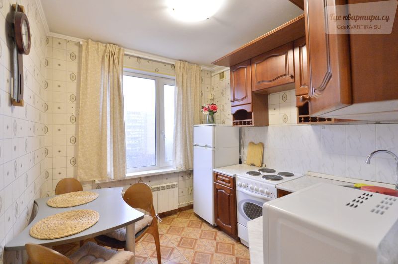 Дубнинская улица, 20к4