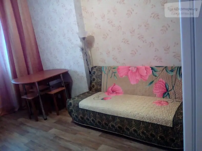 Университетская улица, 11
