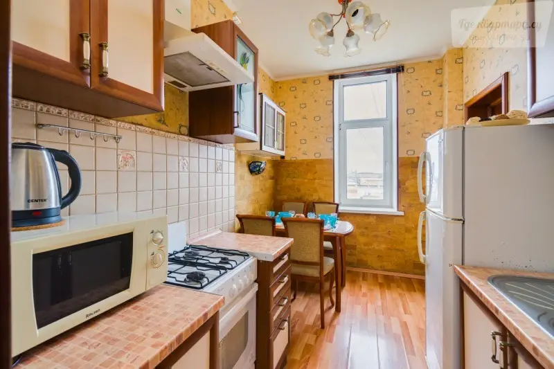 Кутузовский проспект, 25