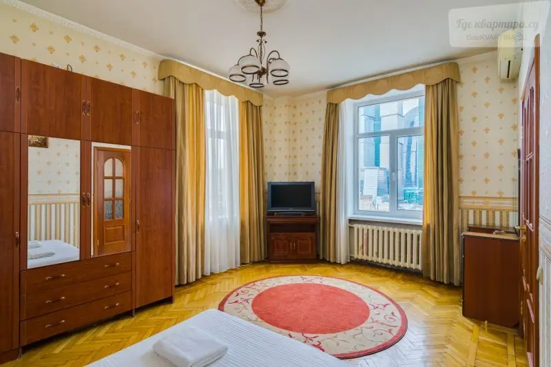 Кутузовский проспект, 25